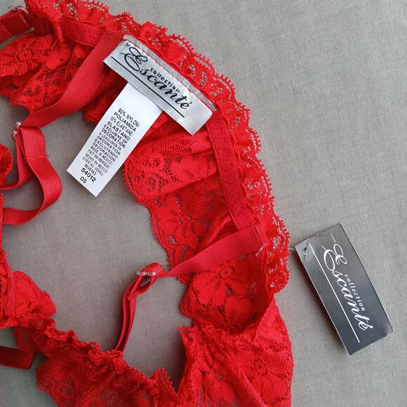 The Escanté Collection Red Garter Belt OSFM classic lingerie lace strap snap - Picture 5 of 7